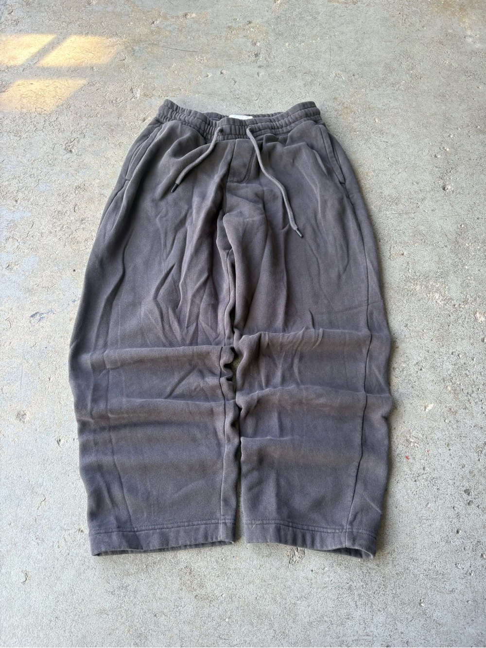 Men's Hollister Relaxed Drawstring Pants - Charcoal Gray